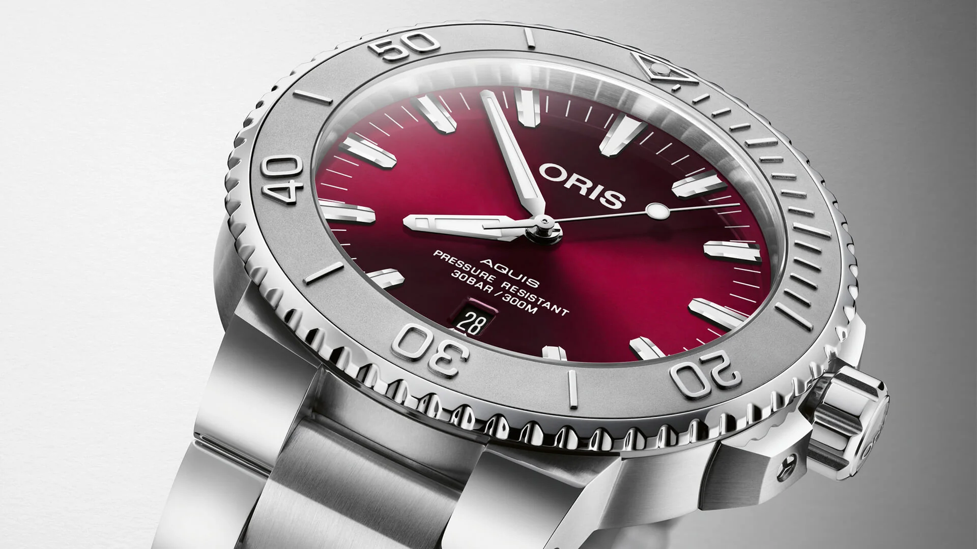 Aquis Date Cherry 43.5mm - Image 3