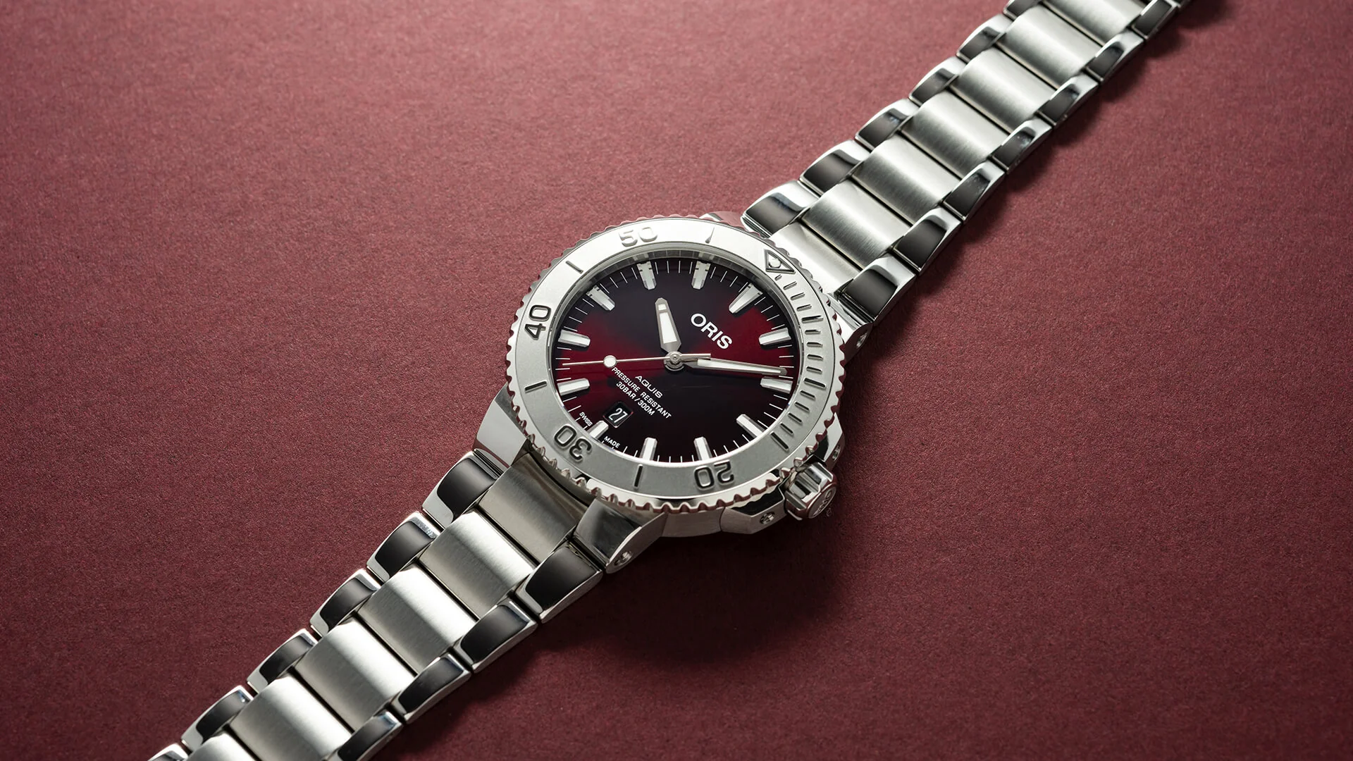 Aquis Date Cherry 43.5mm - Image 4