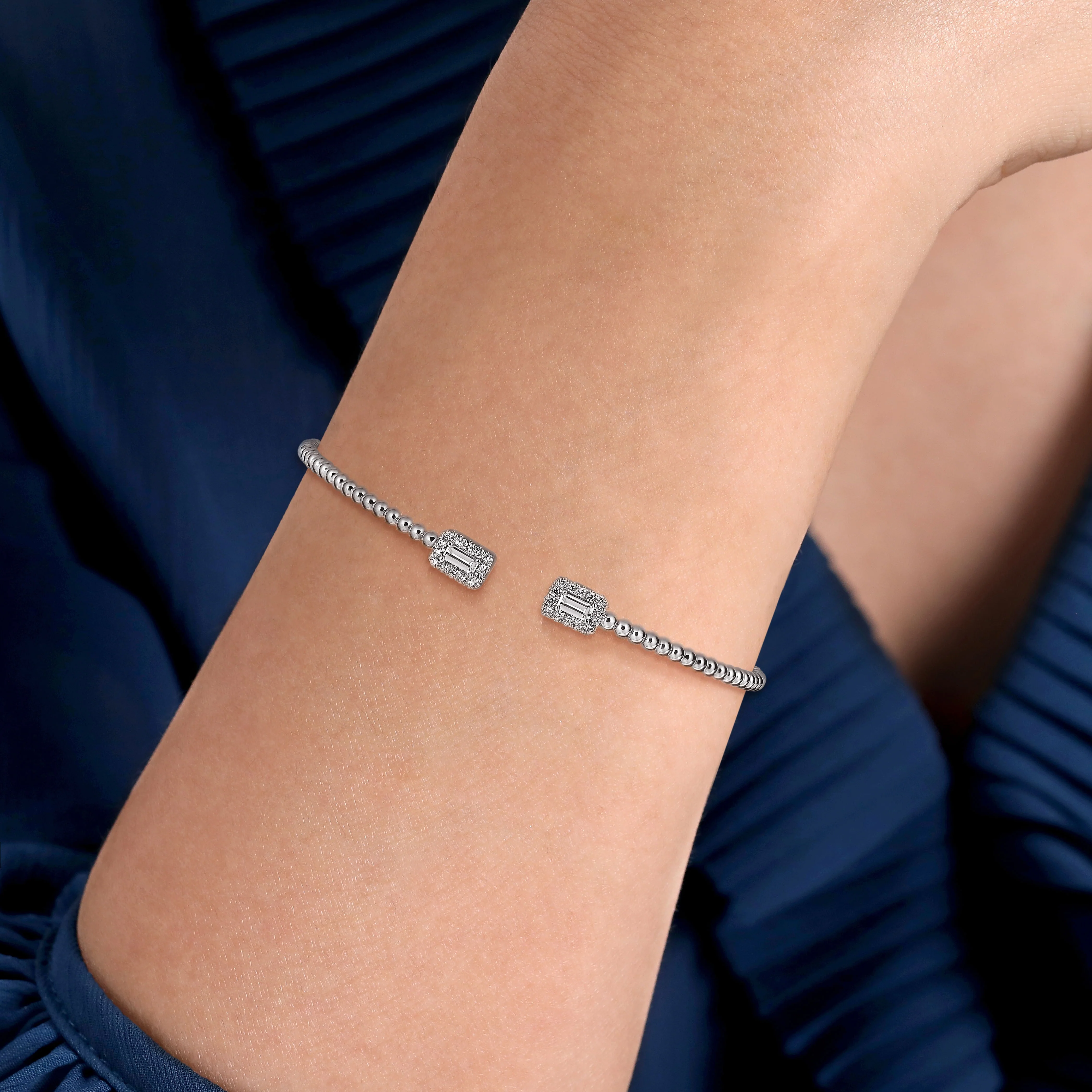 Gabriel & Co. 14 Karat White Gold Bujukan Bracelet - Image 4