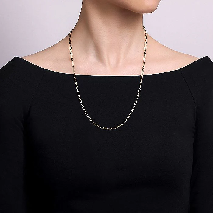 Gabriel & Co. 14 Karat Yellow Gold 24 Inch Hollow Paperclip Chain - Image 3