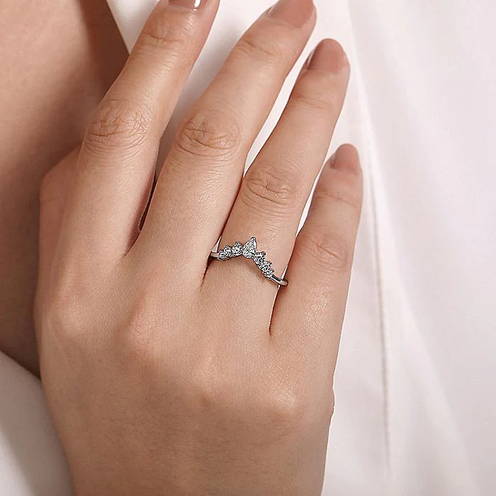 Gabriel & Co White Gold Curved Diamond Anniversary Band - Image 4