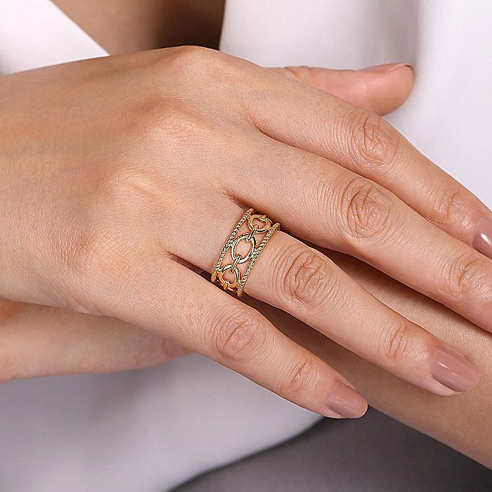 Gabriel & Co Yellow Gold Chain Link Ring with Twisted Rope Frame - Image 5