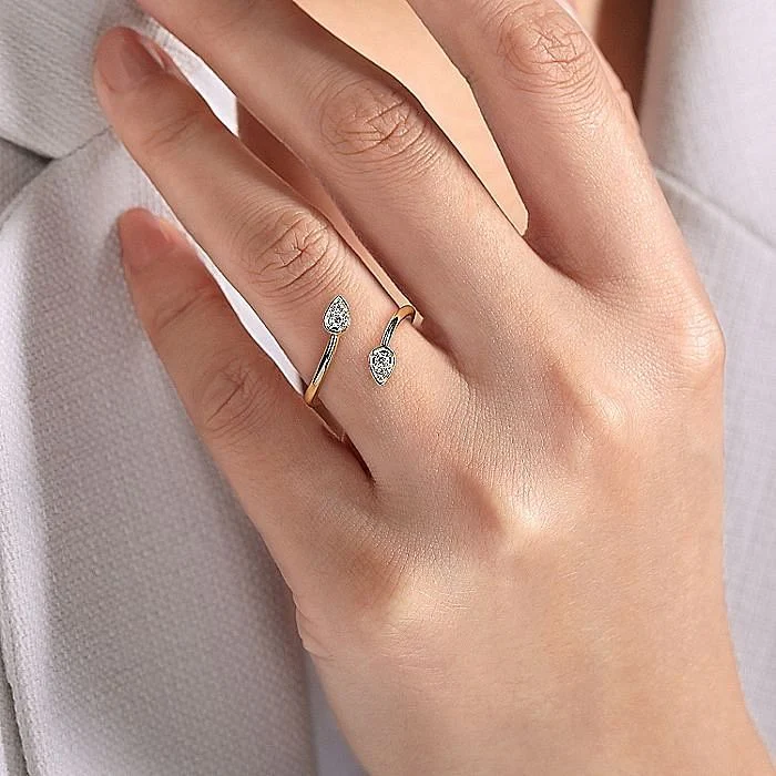 Gabriel & Co. Yellow Gold Diamond Leaf Bypass Freeform Ring - Image 5