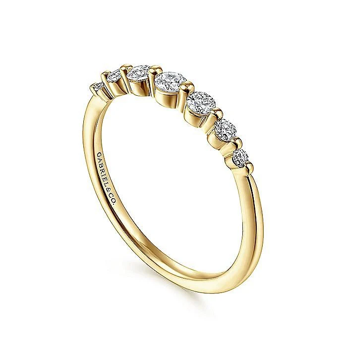 Gabriel & Co. Yellow Gold Graduating Single Prong Diamond Ring - Image 3