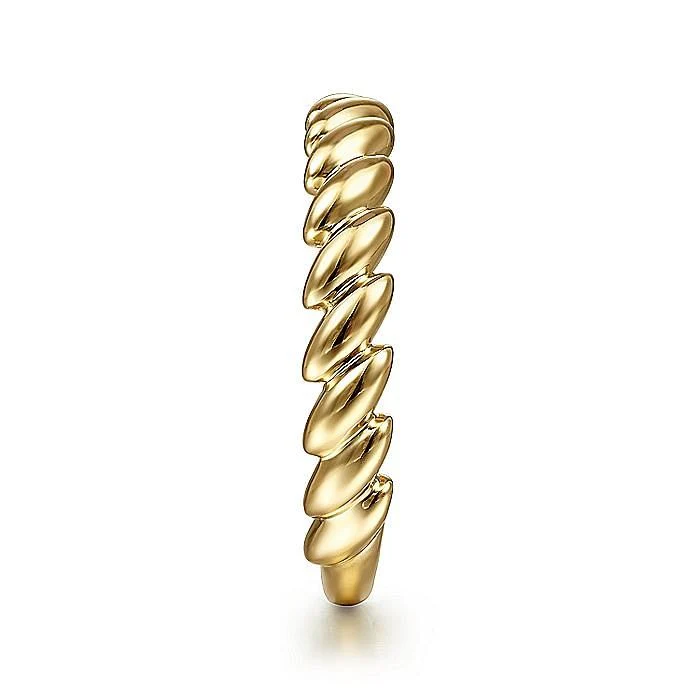 Gabriel & Co. Yellow Gold Tilted Leaf Ring - Image 4