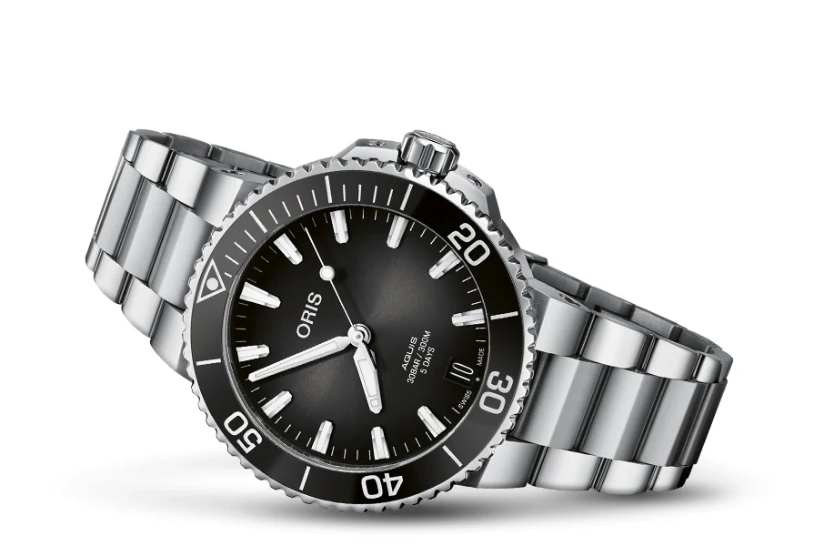 Oris Aquis Date Calibre 400 43.5mm - Image 2
