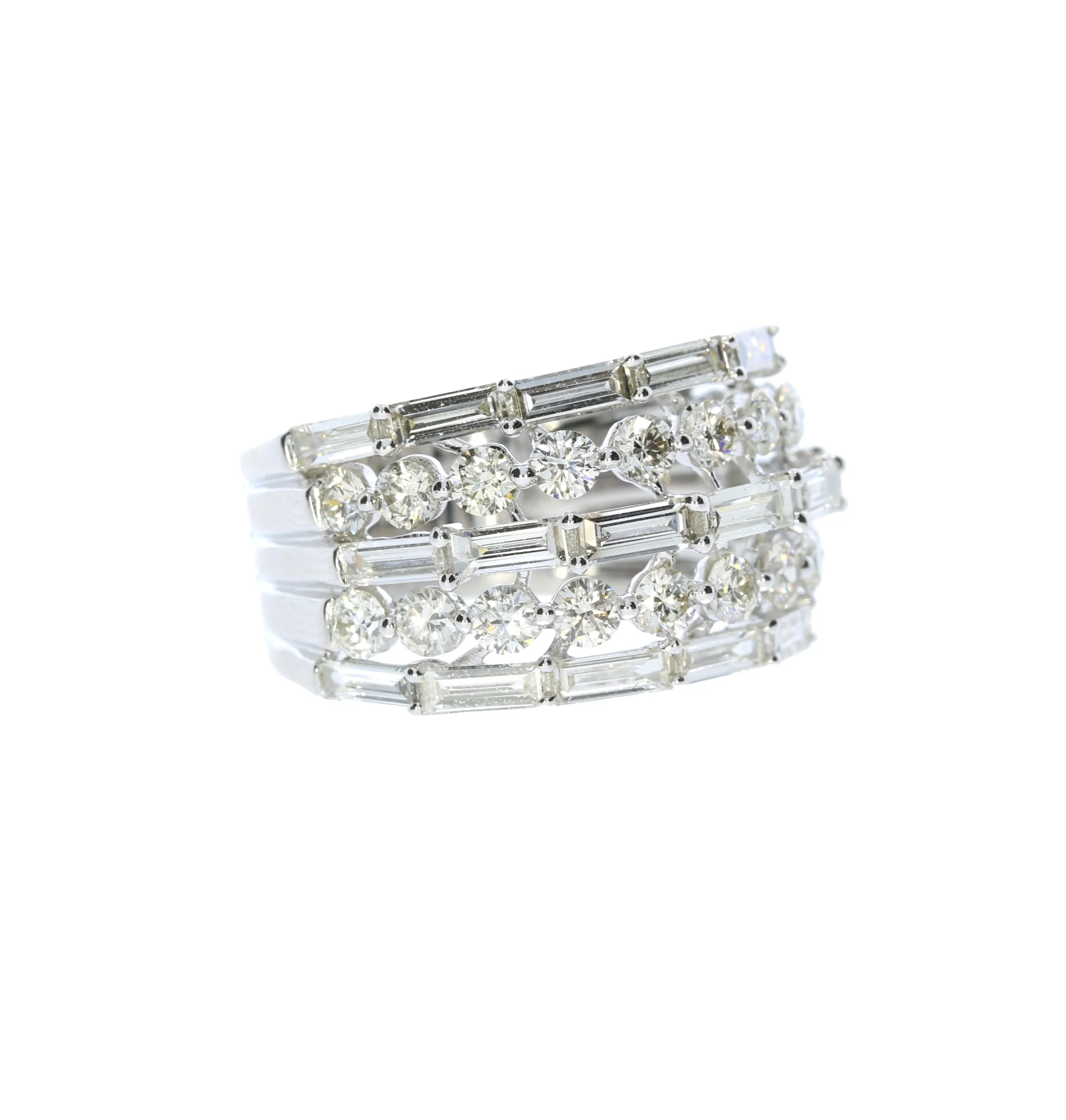 White Gold Baguette and Round Diamond Fashion Ring - Image 2